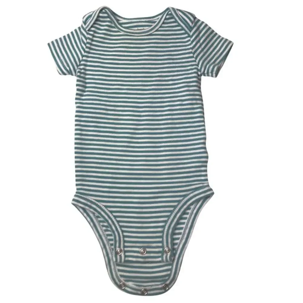 Carter's Set of 3 Short Sleeve Onesies. Size 6M